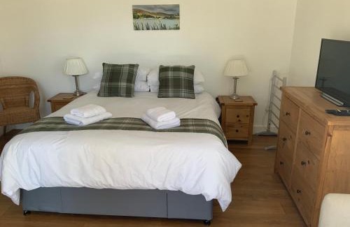 Achachork Apartment | Portree Garden Room