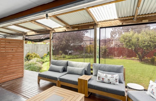Portarlington House | Portside Rest - Great location with lots to do.