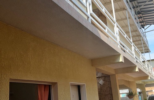 Valencia Apartment | @posada nahomi