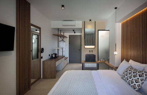 Skiathos Town Hotel | Poseidon Villas