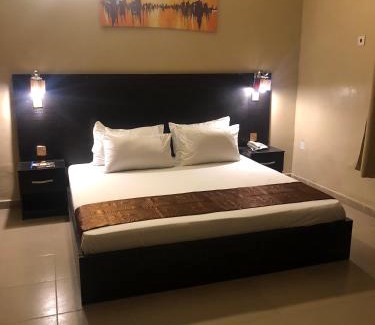 Ikeja Hotel | Posh Apartments Business Hotel