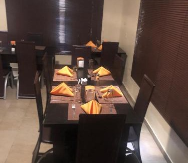 Ikeja Hotel | Posh Apartments Business Hotel