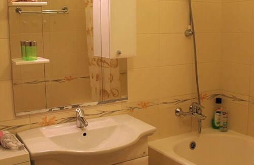 Podil Apartment | Poshtova Sq 2 bedroom apt in Подільський район