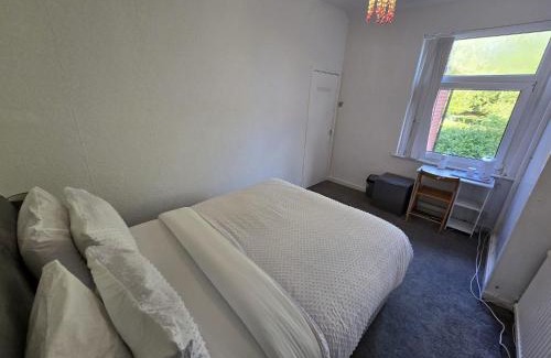 Manchester House | Poshval