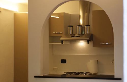Sturla Apartment | POSIDONIA apartment by the sea in the city