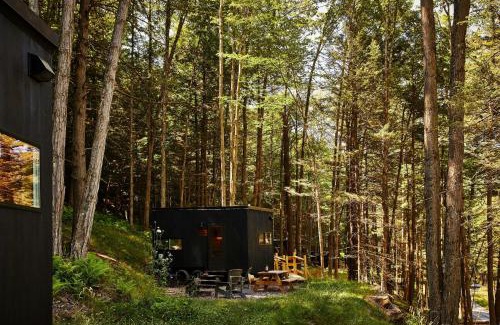 Basye Other | Postcard Cabins Shenandoah North, Outdoor Collection by Marriott Bonvoy