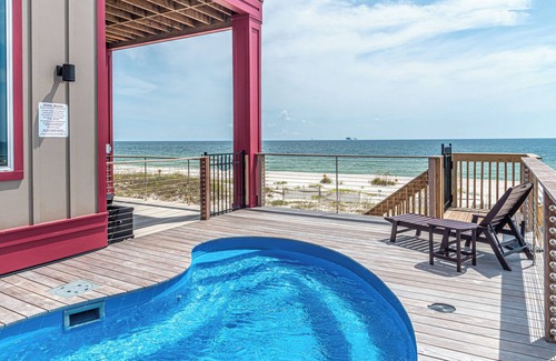 Fort Morgan House | Postcard views from your home equipped with a dream kitchen! Come enjoy luxurious living in a highly sought-after neighborhood in Fort Morgan.
