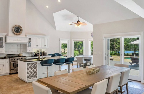 East Hampton House | Postmodern 4,000 Square-Foot Retreat on Four Acres, Expansive Outdoor.