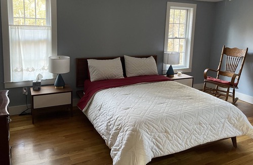 Great Barrington Cottage | Potential Ski Season Rental - Buttuernut/Catamount