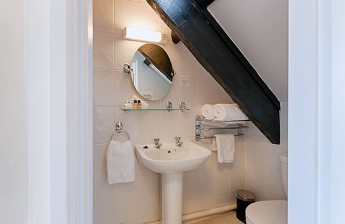Shaldon Bed & Breakfast | Potters Mooring Guest House Hotel