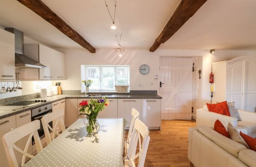 Branscombe Cottage | POTTERY BARN, pet friendly, with open fire in Branscombe