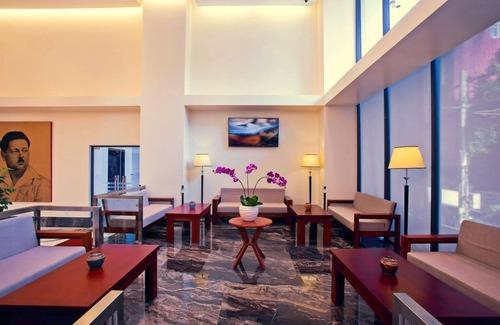 Phnom Penh City Centre Hotel | Poulo Wai Hotel, Trademark Collection by Wyndham