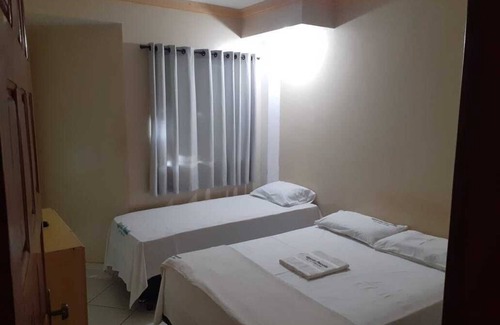 Bom Jesus Da Lapa House | Pousada Algaroba, no Centro de Bom Jesus da Lapa, 300 Metros da Praça da Fé