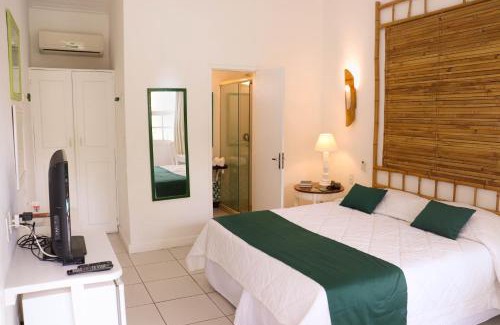 Downtown Buzios Hotel | Pousada Bucaneiro