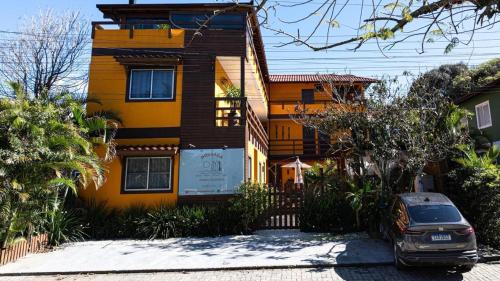 Guarda do Embau House | Pousada Maria Eduarda