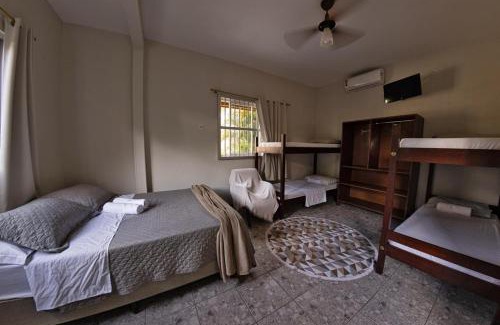 Guarda do Embau House | Pousada Maria Eduarda