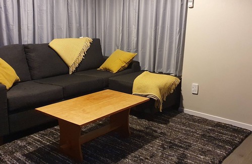 Ohakune Ski Chalet | Powder Hut Ohakune - cosy wee cottage in central Ohakune