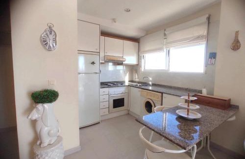 Canet de Berenguer Apartment | Práctico y con vistas al mar