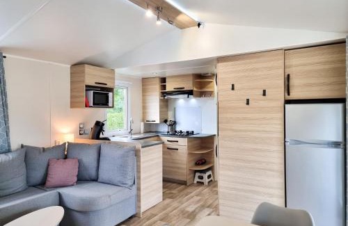 Oostkapelle Ski Chalet | Prachtig chalet OK50 D12 op familiecamping