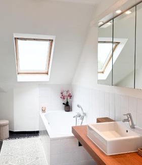 Mellet Apartment | Prachtige duplex met privé parking