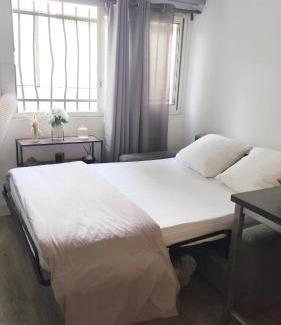 La Plage Apartment | prado studio à 5 min des plages