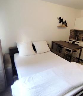 La Plage Apartment | prado studio à 5 min des plages