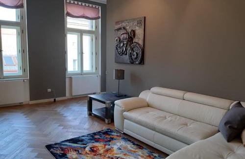 Andel Apartment | Praha white gardens