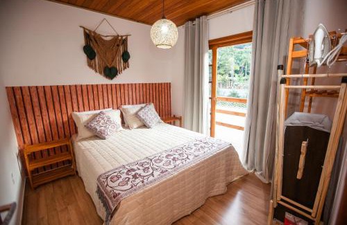 Estaleiro House | Praia do Estaleiro-BC, 2 vagas, Ar, Churras e Pet Friendly