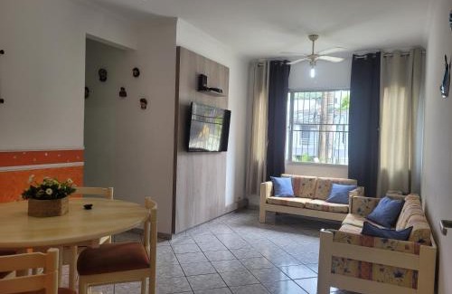 Jardim Sao Miguel Apartment | Praia Enseada - Apto 03 Quartos - 02 Vagas na Garagem - Com Elevador - 550M da Areia