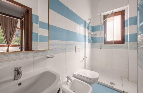 Praiola Apartment | PRAIOLA BEACH HOUSE