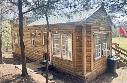 Mena Cabin | Prairie Creek Cabin -Ride SxS to trails from the cabin! Kayak and Fish the Creek
