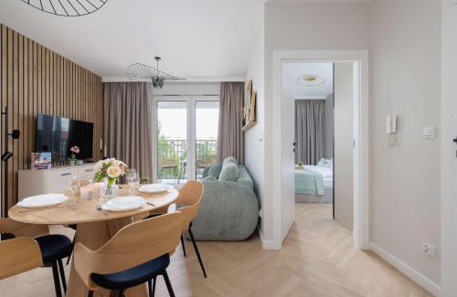Warszawskie Apartment | Prandoty 10C Cozy Apartment with Balcony & Parking in Krakow by Noclegi Renters