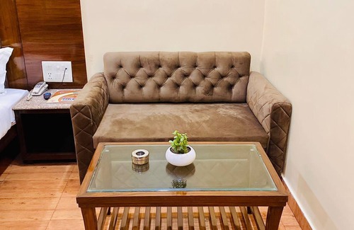 Allahabad Hotel | Prayag Inn