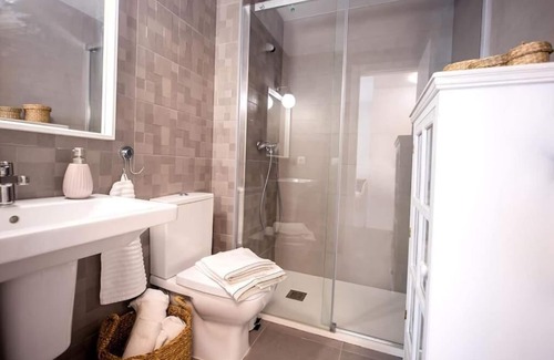 Rota Apartment | Precioso Apt. Para 7 en Rota c/Piscina e Wifi