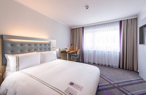 Leinfelden-Echterdingen Hotel | Premier Inn Stuttgart Airport