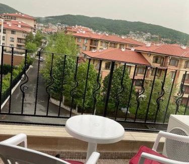 Yurta Apartment | Premier Fort Beach 4