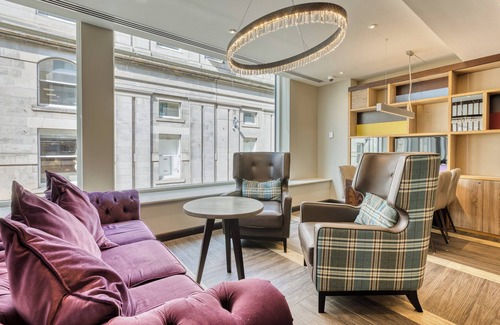 New Town Hotel | Premier Inn Edinburgh Cc Waverley