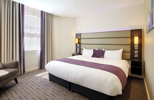 New Town Hotel | Premier Inn Edinburgh Cc Waverley