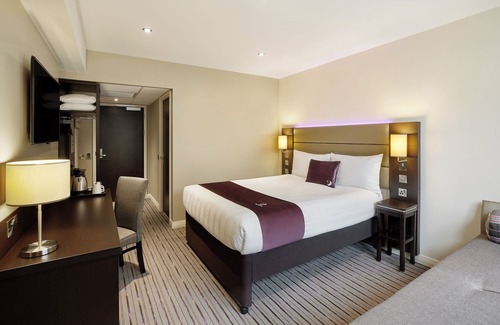 New Town Hotel | Premier Inn Edinburgh Cc Waverley