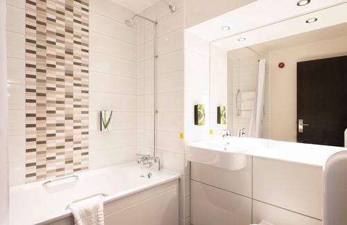 Great Yarmouth Hotel | Premier Inn Great Yarmouth West - A47