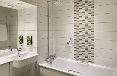 Brampton Hotel | Premier Inn Huntingdon - A1/A14
