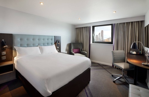 Castle Baynard Hotel | Premier Inn London Blackfriars