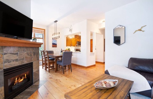 Village North House | Premium 2BR Townhome- HotTub,Pool, Free parking,AC