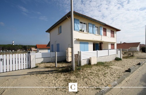 Contis-les-Bains Apartment | Premium apartment 1st floor by the sea and Contis beach, wifi, beds made