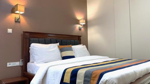 Yaounde Apartment | Premium apart with great view and parking