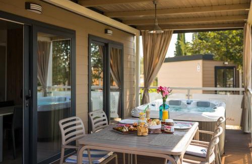 Vabriga Resort | Premium Camping Homes Santa Marina, Lanterna