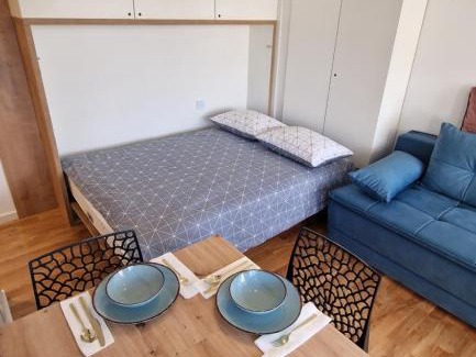 Meterize Apartment | Premium Studio Apartment