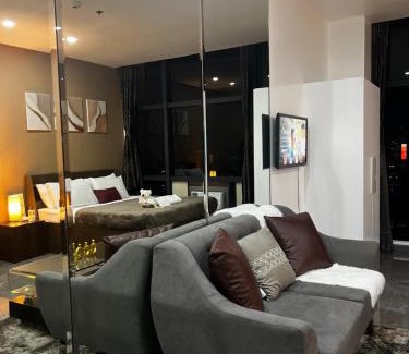 Downtown Apartment | Premium Suite with Balcony at The Gramercy Makati Manila