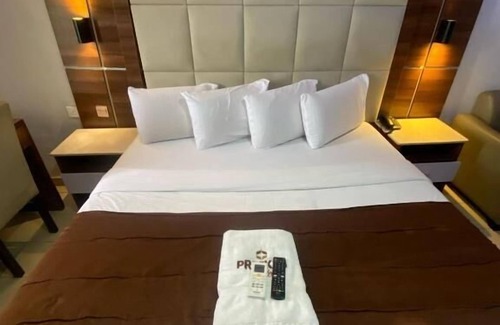 Ikeja Hotel | Presken Mojidi