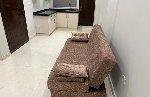Karachi Apartment | Prestige Comfort Apartments Separate Lounge With Newly Bath With Reception